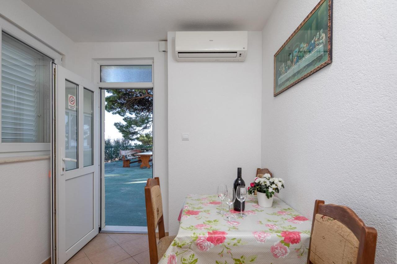 Beach Apartments "Bili Cvitak" Duće Exterior foto